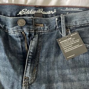 Eddie Bauer size 6 brand new boyfriend jeans.